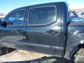 Toyota Tacoma II 2023 Toyota Tacoma Limited, 2023r., 4x4, 3.5L 3.5 Benzyna 278KM, zdjęcie 6