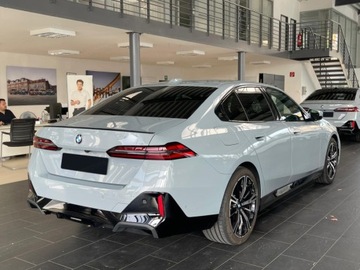 BMW Seria 5 G90-91 Touring 2.0 520d 197KM 2025 BMW Seria 5 520d xDrive Sport Sedan 2.0 (197KM) 2025, zdjęcie 1