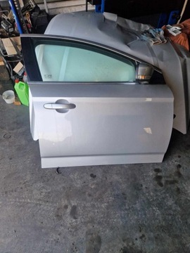 DVEŘE PRAVÉ PŘEDNÍ MONDEO MK4 FACELIFT KOMPLETNÍ