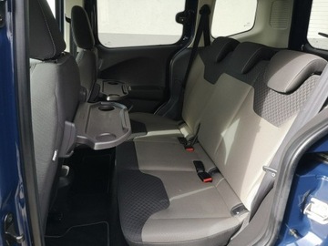 Ford Tourneo Courier I Mikrovan 1.5 TDCi 95KM 2017 Ford Tourneo Courier 1.5 TDI 95KM # Klima #, zdjęcie 16