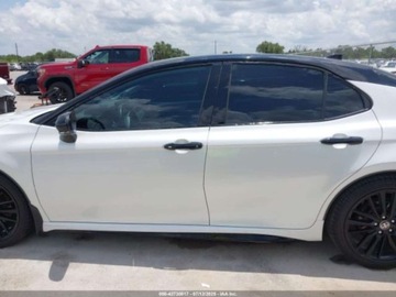 Toyota Camry IX 2021 Toyota Camry XSE V6 2021 3.5l 3.5 Benzyna 301KM, zdjęcie 2