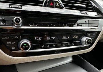 BMW Seria 5 G30-G31 Touring 520d 190KM 2020 BMW Seria 5 BMW Seria 5 520d Touring Luxury Line 2.0 Diesel 190KM, zdjęcie 22