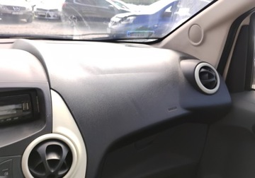 Ford Ka III 1.2 Duratec 69KM 2009 Ford KA 2009r, 1.2 Benzyna. Delikatnie uszkodzony przod. Jezdzi. 1.2 70KM, zdjęcie 14