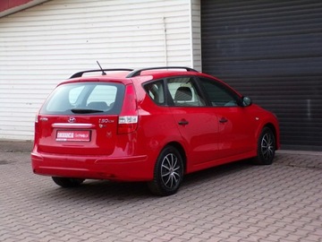 Hyundai i30 I CW Facelifting 1.4 DOHC 109KM 2010 Hyundai i30 Klimatyzacja / Gwarancja / 1.4 / 109KM, zdjęcie 5