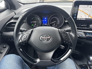 Toyota C-HR I Crossover 1.8 Hybrid 122KM 2017 Toyota C-HR 1.8 Hybrid Premium Toyota C-HR Hybrid, zdjęcie 12