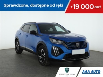 Peugeot 2008 II SUV 1.2 PureTech 130KM 2023 Peugeot 2008 1.2 PureTech, Salon Polska