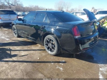 Chrysler 300C II 2021 Chrysler 300s 2021 3.6 Benzyna 300KM, zdjęcie 3