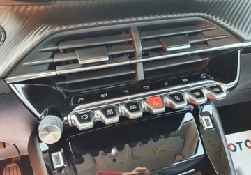 Peugeot 2008 II SUV 1.2 PureTech 130KM 2020 Peugeot 2008 Allure Full LED Kamera Bezwypadkowy GetHelp 1.2, zdjęcie 17