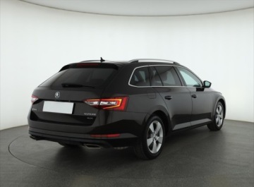 Skoda Superb III Kombi 2.0 TSI 272KM 2018 Skoda Superb 2.0 TSI, Salon Polska, 4X4, Automat, zdjęcie 4