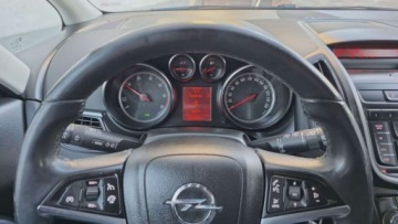 Opel Zafira C Tourer 2.0 CDTI ECOTEC 130KM 2012 Opel Zafira 2,0 diesel 131 KM klima zarejestrowany 7 osobowy 2.0 Diesel, zdjęcie 20