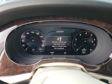 Bentley Bentayga 2023 Bentley Bentayga 2023 4.0l 4.0 Benzyna 542KM, zdjęcie 9