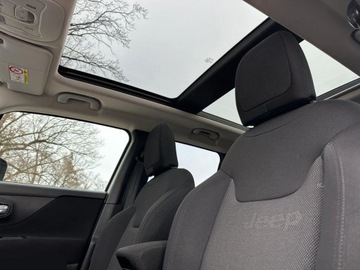 Jeep Renegade SUV 1.4 MultiAir 140KM 2015 Jeep Renegade 1.4 MultiAir Limited 140 KM 2015r, zdjęcie 4