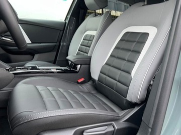 Citroen C4 III E-C4 EV 156 156KM 2025 Od ręki - e-C4 Max EV156 54kWh 156KM / Pakiet Zimowy, Techno, zdjęcie 4