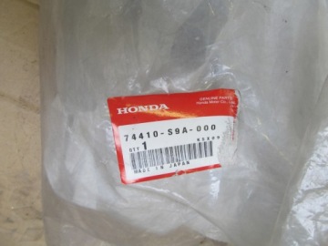 HONDA CRV 02-06 НАКЛАДКА НА КРЫЛО ЗАДНЯЯ ПРАВАЯ C308