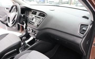 Hyundai i20 II Hatchback 5d 1.2 75KM 2015 Hyundai i20 NISKI PRZEBIEG, Klimatyzacja, Centralny Zamek, El. Szyby, Zadb, zdjęcie 10