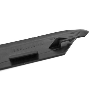 LIŠTA POUZDRO PŘEDNÍ DODGE CHALLENGER 2015- 68175182AC PRAVÁ