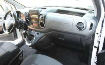 Citroen Berlingo II Combi Facelifting 2015 1.6 BlueHDi 120KM 2017 Citroen Berlingo 1,6 HDI 2017r Klimatronik PDC Panorama Led Tempomat Sprow, zdjęcie 37