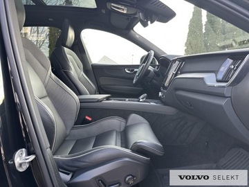 Volvo XC60 II Crossover Plug-In Facelifting 2.0 T8 455KM 2024 Volvo XC 60 XC60 T8 Plug-In Hybrid AWD 455KM Black, zdjęcie 11