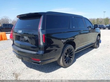 Cadillac Escalade III 2022 Cadillac Escalade 2022, 6.2L, 2WD SPORT PLATINUM 6.2 Benzyna 420KM, zdjęcie 5