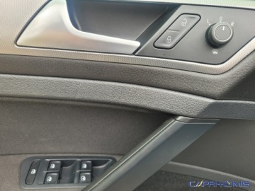 Volkswagen Golf VII Hatchback 3d Facelifting 1.0 TSI 115KM 2019 Volkswagen Golf 1.0i I wlasciciel Piekny Bezwypadkowy Benzyna 115KM, zdjęcie 14