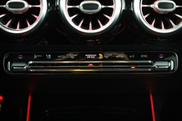 Mercedes GLA II Off-roader 1.3 200 163KM 2020 Mercedes GLA GLA 200, Salon Polska, Automat, zdjęcie 14