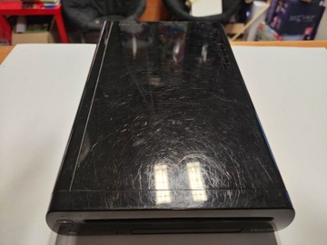 NINTENDO WII U 32 ГБ + ГЕЙМПАД + 2 ИГРЫ + 2 ПУЛЬТА WII