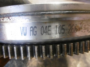 KOLO DVOUHMOTNÉ 04E105266K VW AUDI SKODA 1.5TSI LUK