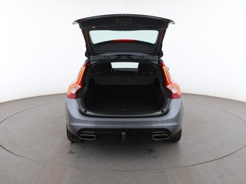 Volvo V60 I Kombi Facelifting 2.0 D2 DRIVE-E 120KM 2017 Volvo V60 Linje Svart D2 skóra navi PDC grzane, zdjęcie 18