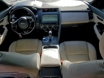 Jaguar E-Pace 2020 Jaguar E-Pace SE 2020 2.0 Benzyna 246KM, zdjęcie 8