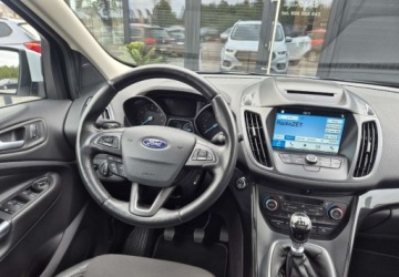 Ford Kuga II SUV Facelifting 1.5 EcoBoost 150KM 2017 Ford Kuga 1,5 150 KM Tytanium Navi PDC Kamera Pano Stan Niemiec 1.5, zdjęcie 4