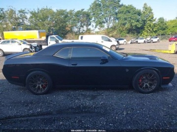 Dodge Challenger III 2016 Dodge Challenger 2016 6.2l 6.2 Benzyna 707KM, zdjęcie 7