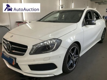 Mercedes Klasa A W176 Hatchback 5d 1.6 180 BlueEFFICIENCY 122KM 2014