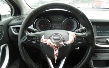 Opel Astra K Hatchback 5d 1.4 Turbo 125KM 2019 Opel Astra K 2019r, Salonowa, 1.4 Benzyna, Uszkodzony przod. VAT 23 1.4, zdjęcie 11