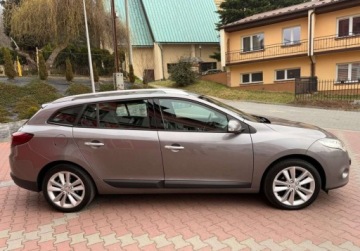 Renault Megane III Grandtour 1.6 16v 110KM 2011 Renault Megane 1.6i 110ps 6Biegow KlimaTronic PolSkory Bezwypadkowa Bardzo, zdjęcie 6