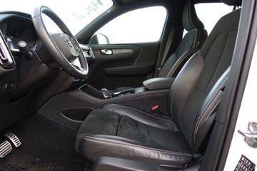Volvo XC40 2021 Volvo XC 40 B4 Mild-hybrid AWD R-Design Bezwypadek salon PL FV23, zdjęcie 13