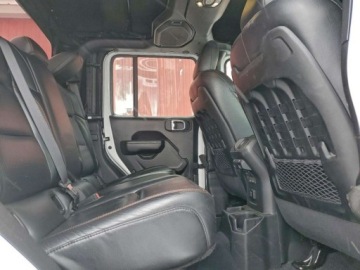 Jeep Gladiator 2023 Jeep Gladiator Mojave 2023 3.6 Benzyna 285KM, zdjęcie 10