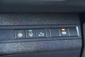 Peugeot 5008 II Crossover Facelifting 2.0 BlueHDi 177KM 2023 Peugeot 5008 GT kamera Skora adc Nawi PANORAMA bli, zdjęcie 17