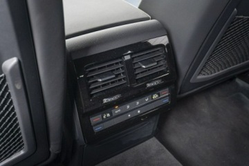 Volkswagen Touareg III SUV Facelifting 3.0 V6 TSI 340KM 2024 Volkswagen Touareg R-Line 3.0 V6 TFSI 4Motion, zdjęcie 27