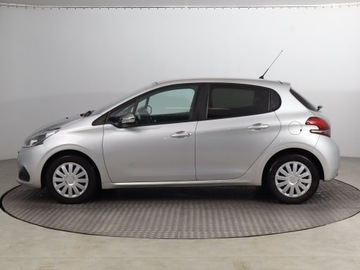 Peugeot 208 I Hatchback 5d Facelifting 1.2 PureTech 82KM 2015 Peugeot 208 1.2 PureTech, Klima, Tempomat, zdjęcie 2