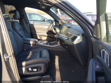 BMW X5 G05 2024 BMW X5 M 2024 BMW X5 M60I 4.4 Benzyna 523KM, zdjęcie 15