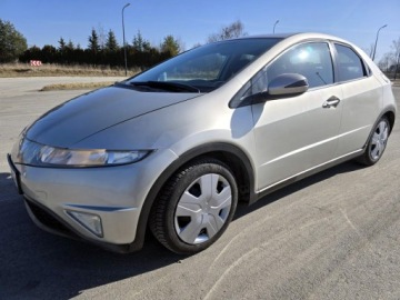 Honda Civic VIII Hatchback 5d 1.4 i 83KM 2007 HONDA CIVIC UFO 1.4 B+LPG Sekwencja – 83KM - KAMERA – SUPER STAN - OKAZJA!, zdjęcie 4