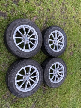 KOŁA ZIMOWE AUDI A6 C8 A4 4K0601025 225/60 R17