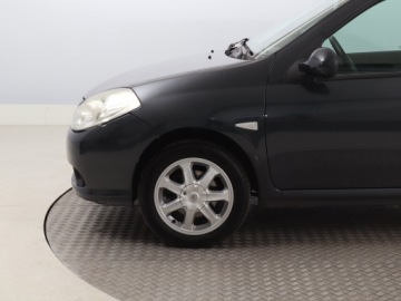 Renault Thalia II 1.6 16v 105KM 2011 Renault Thalia 1.6 16V, Salon Polska, Klima, zdjęcie 14