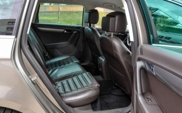 Volkswagen Passat B7 Limousine 1.4 TSI EcoFuel 150KM 2012 Volkswagen Passat Skory Bezwypadkowy 1.4 Benzyna 150KM, zdjęcie 10