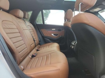 Mercedes GLC C254/X254 2022 Mercedes-Benz GLC 43 4Matic AMG 2022 3.0l 3.0 Benzyna 385KM, zdjęcie 10