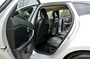 Volvo V40 II Hatchback Facelifting 2.0 D2 120KM 2016 Volvo V40 LiFT Full Led Ocean Race Ledy Digital, zdjęcie 7