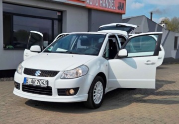 Suzuki SX4 I 2010 Suzuki SX4 1,60 Ben 107 km 1.6 Benzyna 107KM, zdjęcie 4