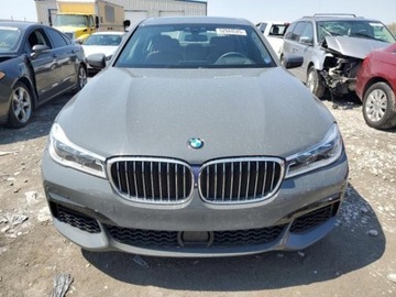 BMW Seria 7 G11-G12 Sedan 750i 450KM 2018 BMW Seria 7 750 XI 2018, od ubezpieczalni 4.4 Benzyna 450KM, zdjęcie 4