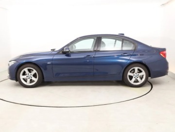 BMW Seria 3 F30-F31-F34 Limuzyna Facelifting 1.5 318i 136KM 2016 BMW 3 318 i, Salon Polska, Serwis ASO, Automat, zdjęcie 2