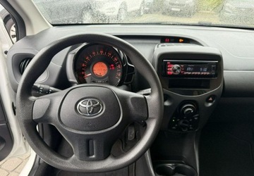 Toyota Aygo II Hatchback 5d 1.0 VVT-i 69KM 2018 Toyota Aygo 1,0 69KM Klimatyzacja Serwis 1Wlasciciel Benzyna 69KM, zdjęcie 14